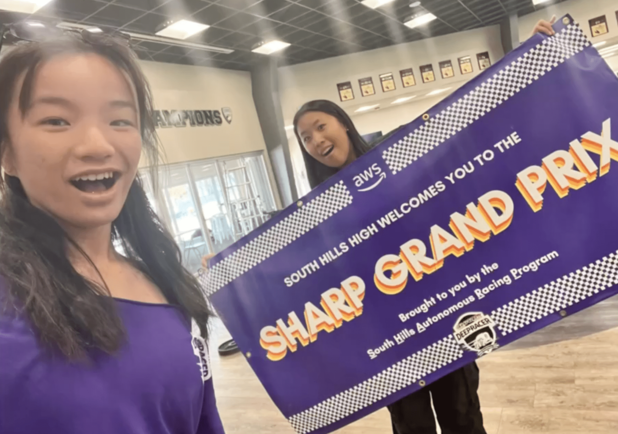 Revolutionizing Computer Science Education: The DeepRacer Autonomous Race Experience